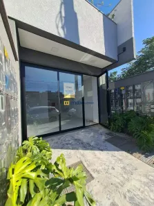 Conjunto Comercial / Sala para alugar, 28m² no Centro, Navegantes