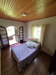 Fazenda / Sítio / Chácara com 3 Quartos à venda, 155m² no Fundão, Alambari