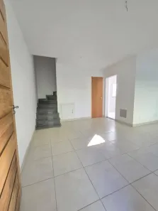 Casa com 2 Quartos à venda, 75m² no Califórnia, Itaguaí