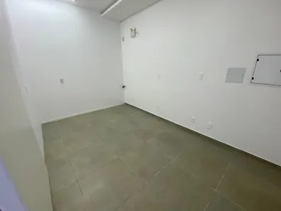 Conjunto Comercial / Sala para alugar, 51m² no Universitário, Chapecó