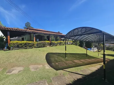 Fazenda / Sítio / Chácara com 3 Quartos à venda, 1000m² no , Mairinque