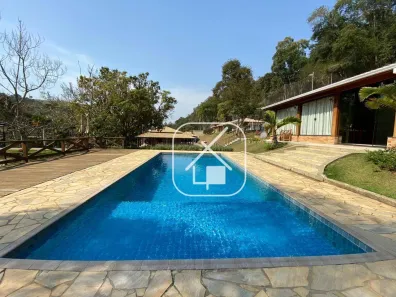 Fazenda / Sítio / Chácara com 8 Quartos à venda, 875m² no Itaoca, Guararema