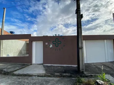 Casa com 3 Quartos para alugar, 180m² no Cidade Alta, Caruaru