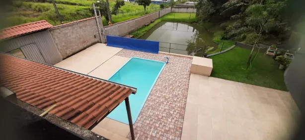 Fazenda / Sítio / Chácara com 2 Quartos à venda, 1600m² no Arrozal, Piraí