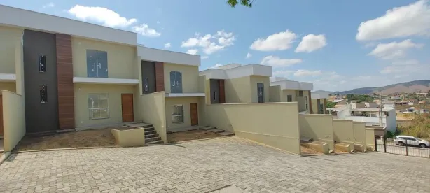 Casa de Condomínio com 2 Quartos à venda, 85m² no Roma, Volta Redonda
