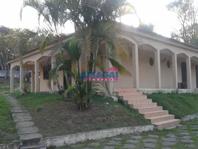 Fazenda / Sítio / Chácara com 3 Quartos para alugar, 378m² no Condomínio Lagoinha, Jacareí