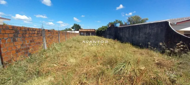 Terreno / Lote / Condomínio à venda, 500m² no Pinheiro Machado, Santa Maria
