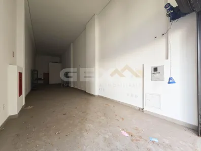 Loja / Salão / Ponto Comercial com 1 Quarto à venda, 79m² no Centro, Divinópolis
