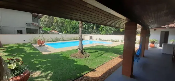 Sobrado com 6 Quartos para alugar, 200m² no Riviera, Bertioga