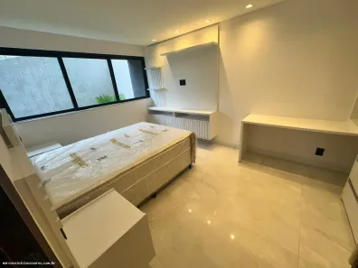 Casa de Condomínio com 4 Quartos para alugar, 560m² no Alphaville (Abrantes), Camaçari