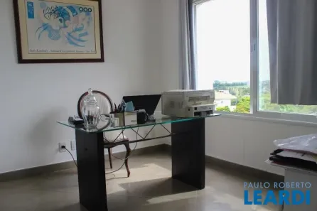 Casa de Condomínio com 5 Quartos para venda ou aluguel, 760m² no Jardim Primavera, Louveira