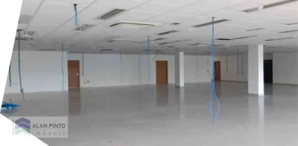 Prédio Inteiro para alugar, 2650m² no Pituba, Salvador