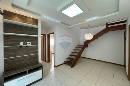 Cobertura com 3 Quartos para alugar, 86m² no Pimenteiras, Teresópolis