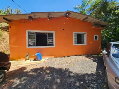 Casa com 3 Quartos à venda, 370m² no Centro, São Lourenço da Serra
