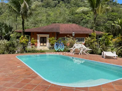 Fazenda / Sítio / Chácara com 4 Quartos à venda, 515m² no Cantagalo, Guapimirim