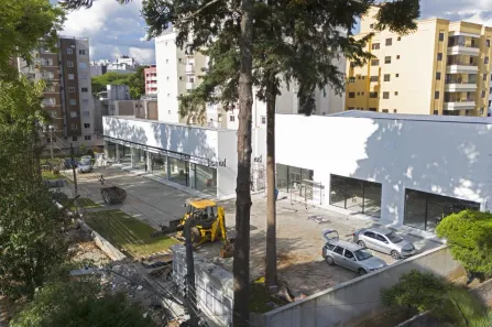 Loja / Salão / Ponto Comercial para alugar, 33m² no Vila Izabel, Curitiba