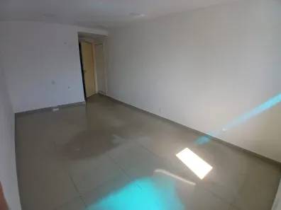 Conjunto Comercial / Sala para alugar, 28m² no Centro, Duque de Caxias