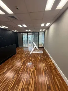 Conjunto Comercial / Sala para alugar, 200m² no Jardim das Acácias, São Paulo