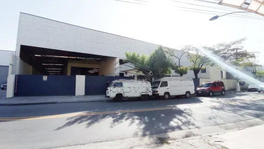 Galpão / Depósito / Armazém para venda ou aluguel, 3109m² no Jardim Triângulo, Taboão da Serra