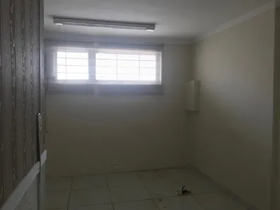 Conjunto Comercial / Sala para alugar, 22m² no Centro, Araras