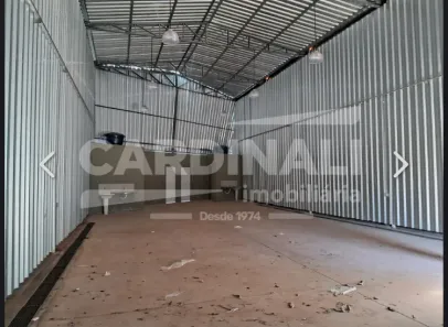 Galpão / Depósito / Armazém para venda ou aluguel, 134m² no Jardim São Gabriel, Araraquara