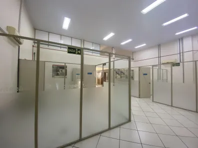 Galpão / Depósito / Armazém com 10 Quartos à venda, 572m² no Bonfim, Santa Maria