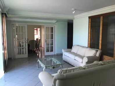 Casa de Condomínio com 3 Quartos à venda, 220m² no Parque Califórnia, Campos dos Goytacazes