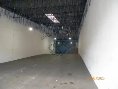 Galpão / Depósito / Armazém para alugar, 300m² no km 18, Osasco