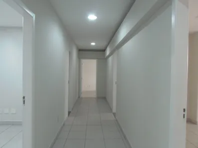 Conjunto Comercial / Sala para alugar, 275m² no Centro, Viçosa