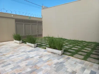 Loja / Salão / Ponto Comercial com 2 Quartos à venda, 240m² no Parque das Laranjeiras, Uberaba