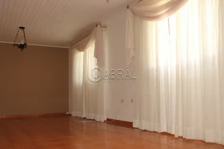Casa com 4 Quartos à venda, 190m² no Guabirotuba, Curitiba