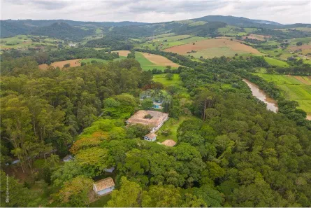 Fazenda / Sítio / Chácara com 20 Quartos para alugar, 3730m² no Centro, Morungaba