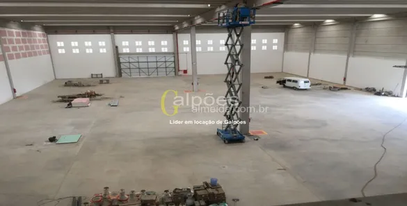 Galpão / Depósito / Armazém para venda ou aluguel, 7260m² no Mombaça, São Roque