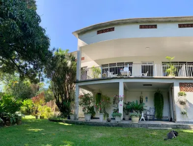 Fazenda / Sítio / Chácara com 4 Quartos à venda, 8000m² no Jacarepaguá, Rio de Janeiro