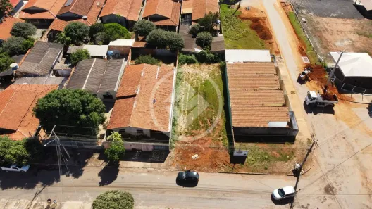 Terreno / Lote / Condomínio à venda, 360m² no bairro Nazaré, Hidrolândia