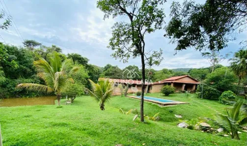 Fazenda / Sítio / Chácara com 5 Quartos à venda, 700m² no Recreio do Lago, São Joaquim de Bicas