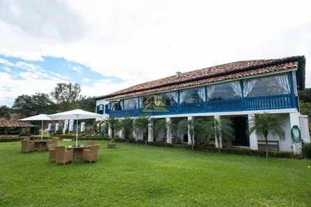 Fazenda / Sítio / Chácara com 11 Quartos à venda, 242000m² no Dorândia, Barra do Piraí