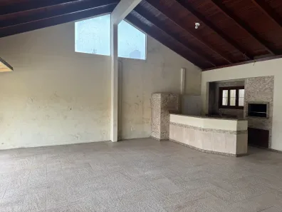 Casa com 3 Quartos para alugar, 100m² no Centro, Tijucas