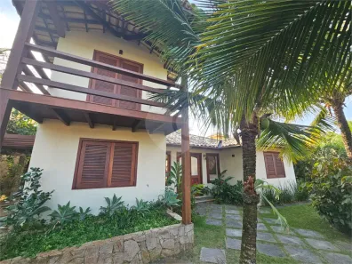 Casa de Condomínio com 4 Quartos para venda ou aluguel, 240m² no Rasa, Armação dos Búzios