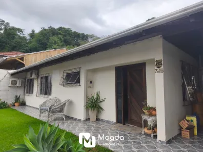 Casa com 3 Quartos à venda, 151m² no Água Verde, Blumenau