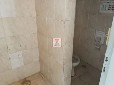 Galpão / Depósito / Armazém para alugar, 205m² no Vila Endres, Guarulhos