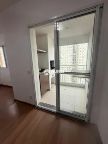Apartamento com 2 Quartos para alugar, 75m² no Jardim Tupanci, Barueri
