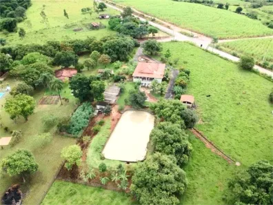 Fazenda / Sítio / Chácara com 2 Quartos à venda, 302m² no Glebas Califórnia, Piracicaba
