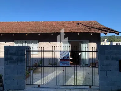 Casa com 3 Quartos para alugar, 90m² no Velha Central, Blumenau