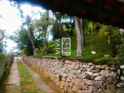 Fazenda / Sítio / Chácara com 2 Quartos à venda, 8000m² no , Piraí