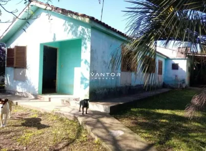 Fazenda / Sítio / Chácara com 4 Quartos à venda, 92m² no Arroio do Só, Santa Maria