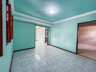 Casa com 4 Quartos à venda, 196m² no Cajazeiras VI, Salvador