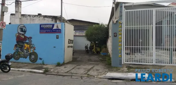 Galpão / Depósito / Armazém à venda, 356m² no Bosque da Saúde, São Paulo