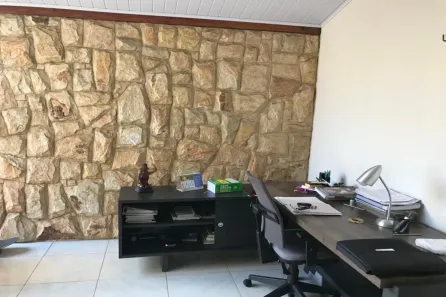 Casa com 3 Quartos à venda, 200m² no Jardim das Roseiras, Araraquara