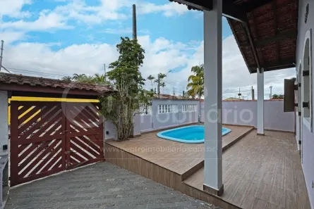 Casa com 3 Quartos à venda, 117m² no Parque Balneario Oasis, Peruíbe